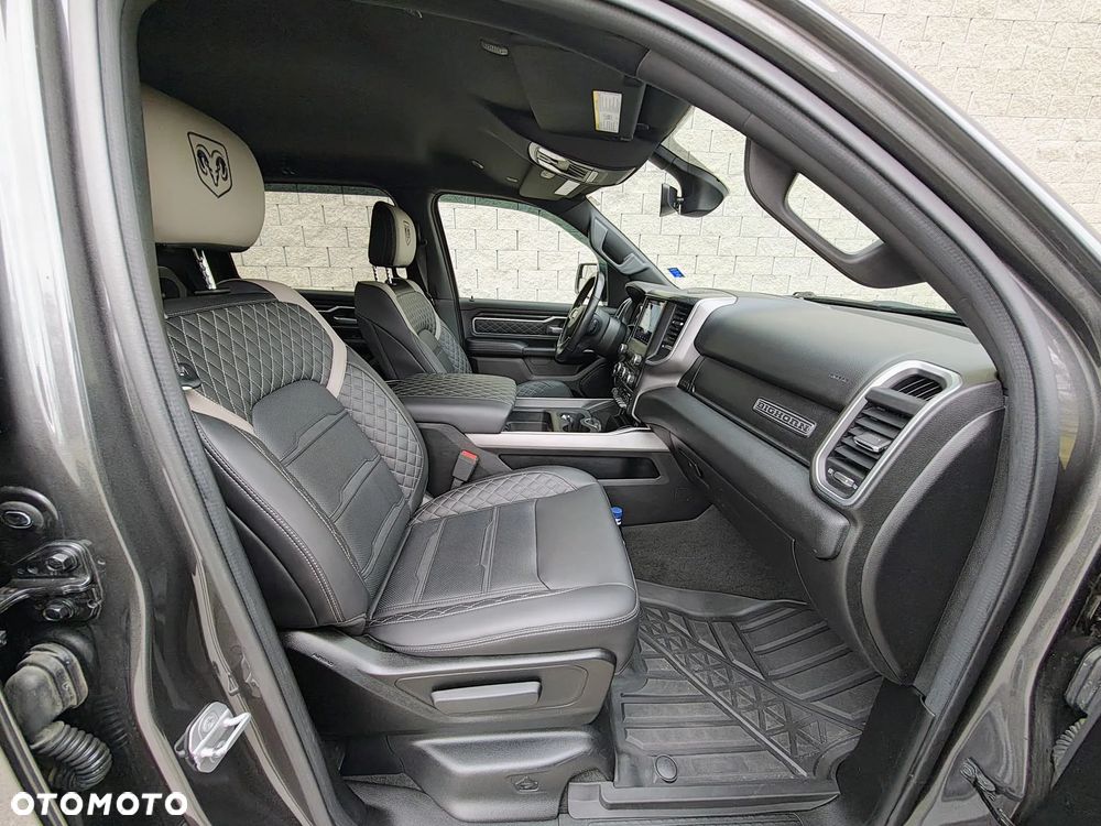 RAM 1500 Quad Cab Longbed Bighorn - 11