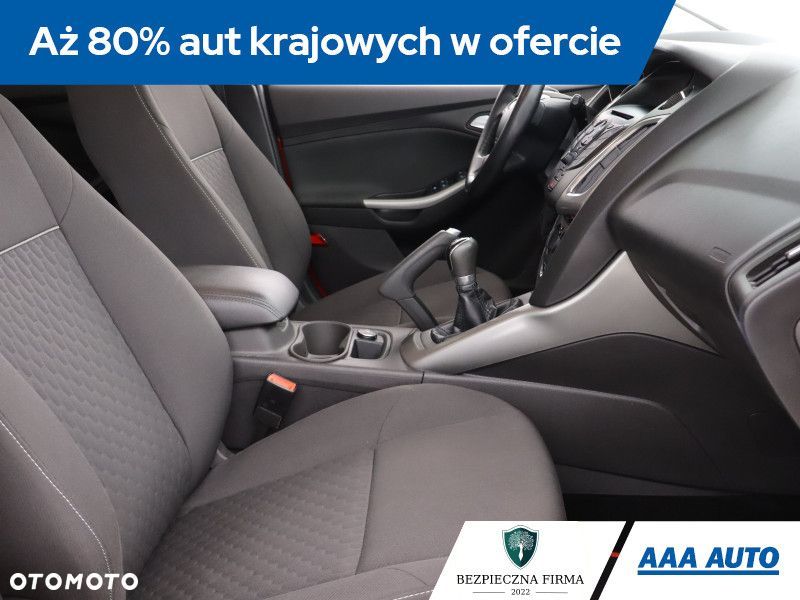 Ford Focus - 11
