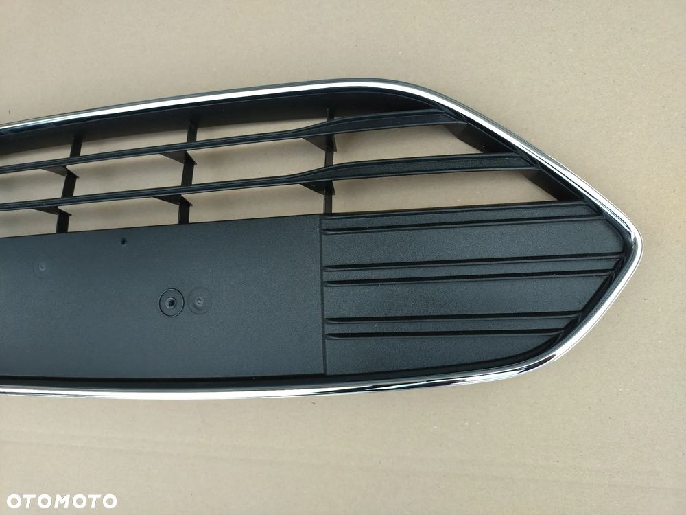 FORD B-MAX B MAX 12- AV11-17B968-A KRATKA CHROM W ZDERZAK PRZÓD ORYGINAŁ STAN BDB!! - 4