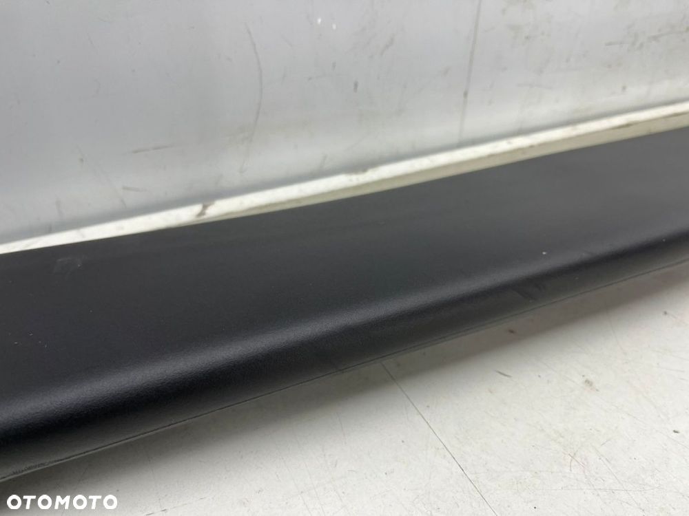 Spoiler Nissan Bluebird U11 U12 84-92r. lotka na klapę bagażnika oryginalna FOHA KE79065M10 - 3