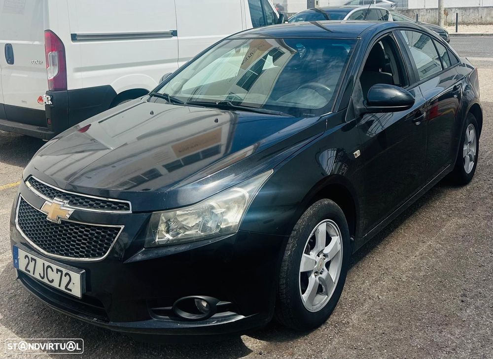 Chevrolet Cruze 1.6 LS - 6