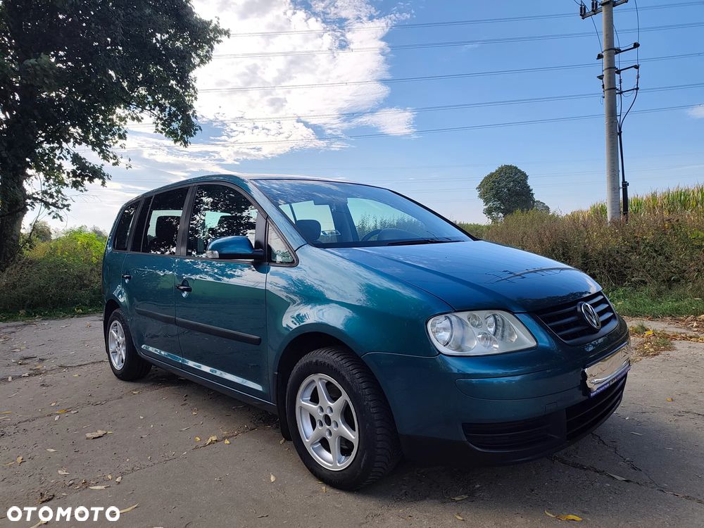 Volkswagen Touran - 2