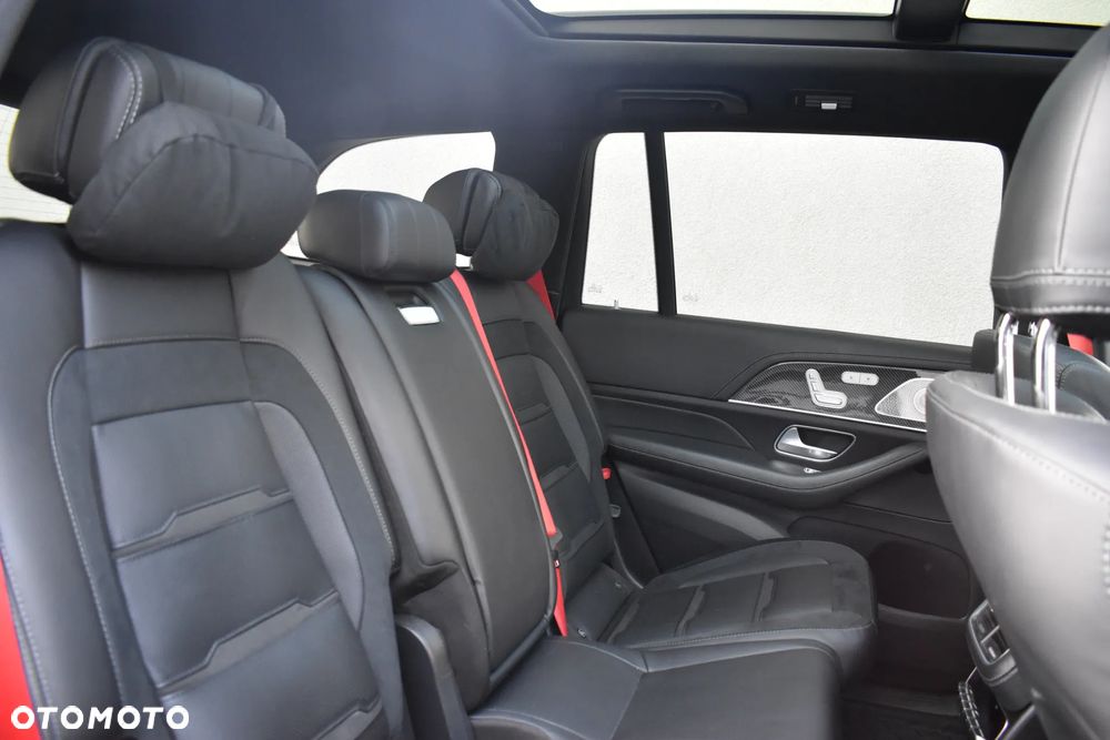 Mercedes-Benz GLS - 21