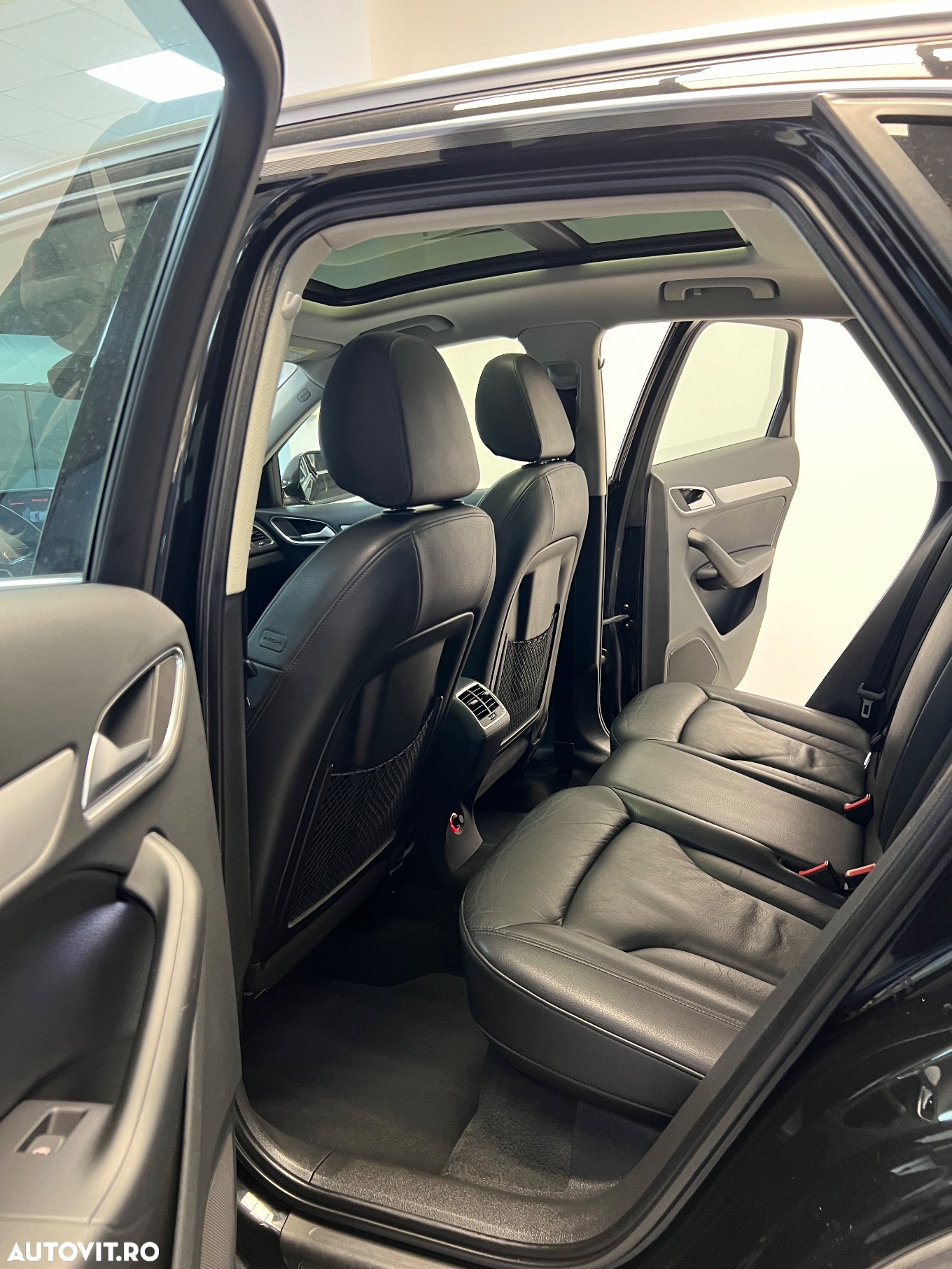 Audi Q3 2.0 TDI S tronic - 8
