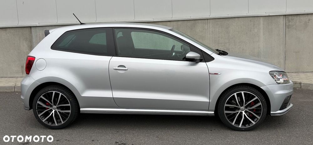 Volkswagen Polo 1.8 TSI (Blue Motion Technology) GTI - 4