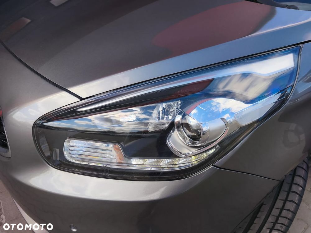 Kia Carens 1.6 GDI XL 7os EU6 - 23