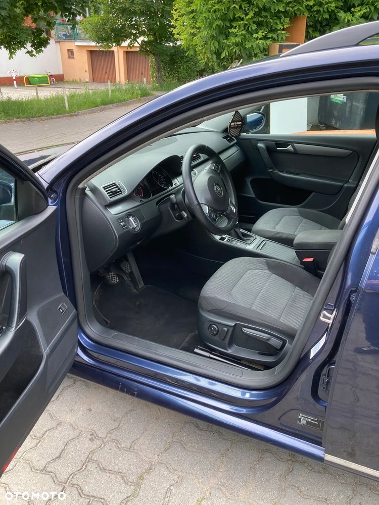 Volkswagen Passat 1.6 TDI BlueMotion - 3