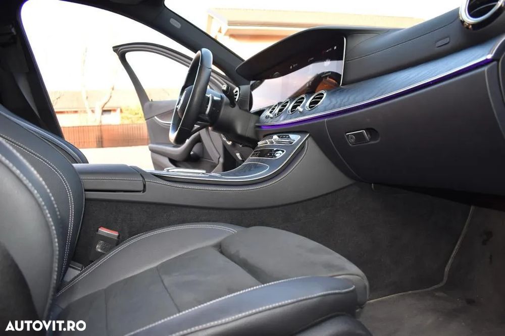 Mercedes-Benz E 220 d Aut. - 37
