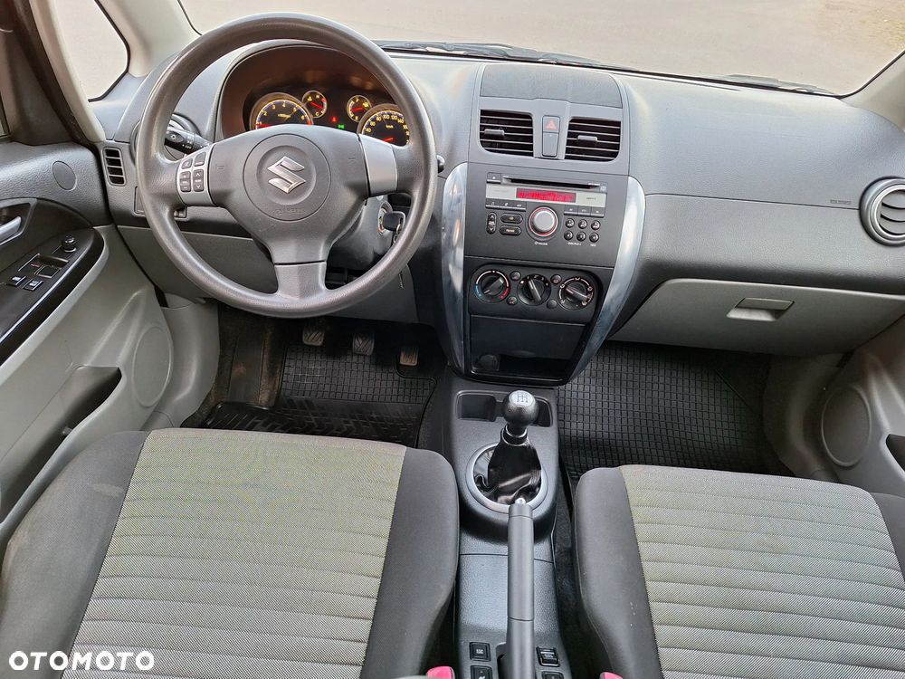 Suzuki SX4 Classic 1.6 VVT 4x4 Style - 28