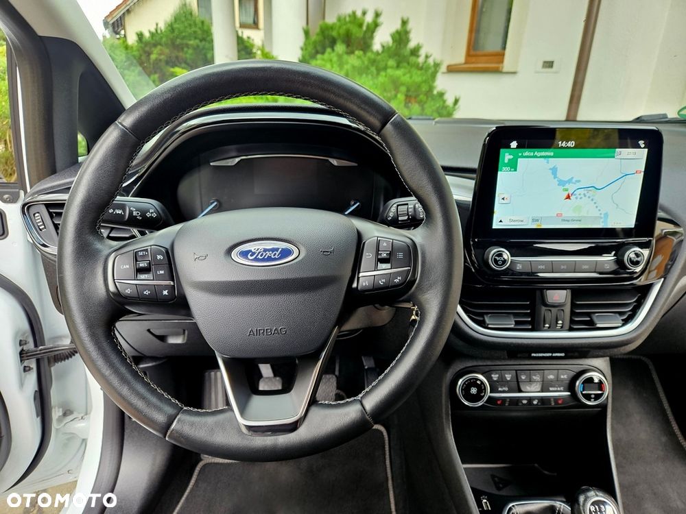 Ford Fiesta 1.5 TDCi S&S TITANIUM - 16