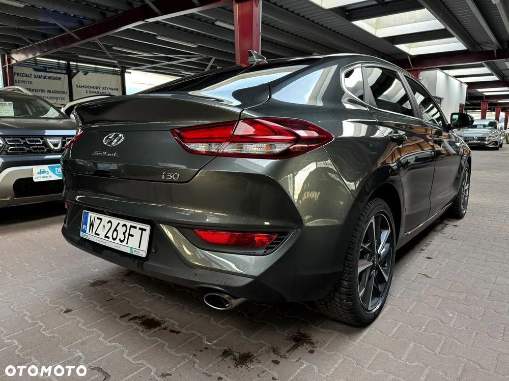 Hyundai i30 1.5 T-GDI 48V Smart DCT - 10