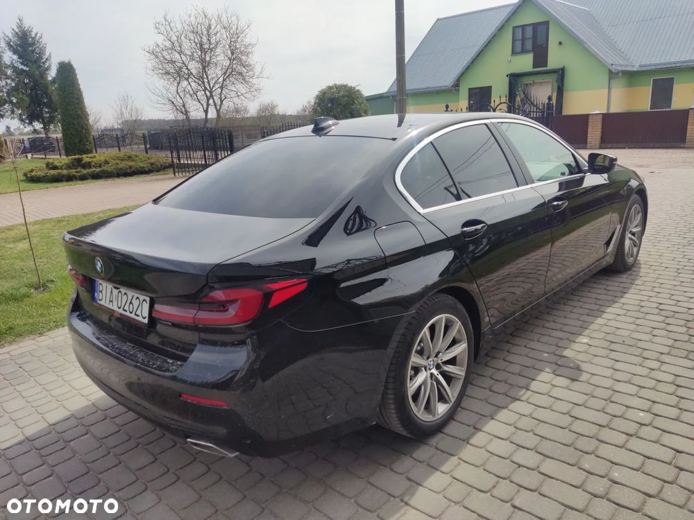 BMW Seria 5 520i mHEV Business Edition sport - 14