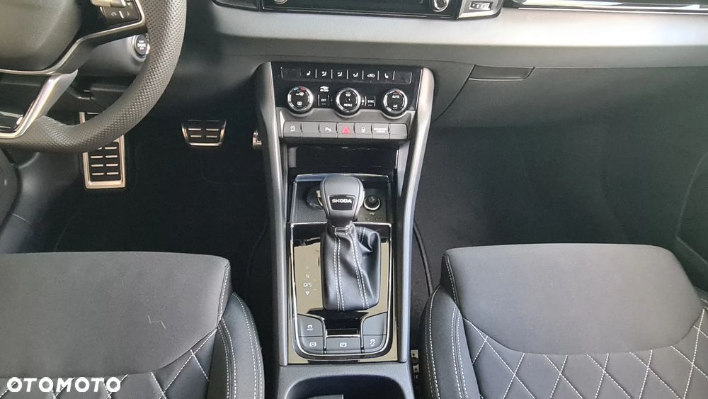 Skoda Karoq 1.5 TSI ACT Sportline DSG - 17