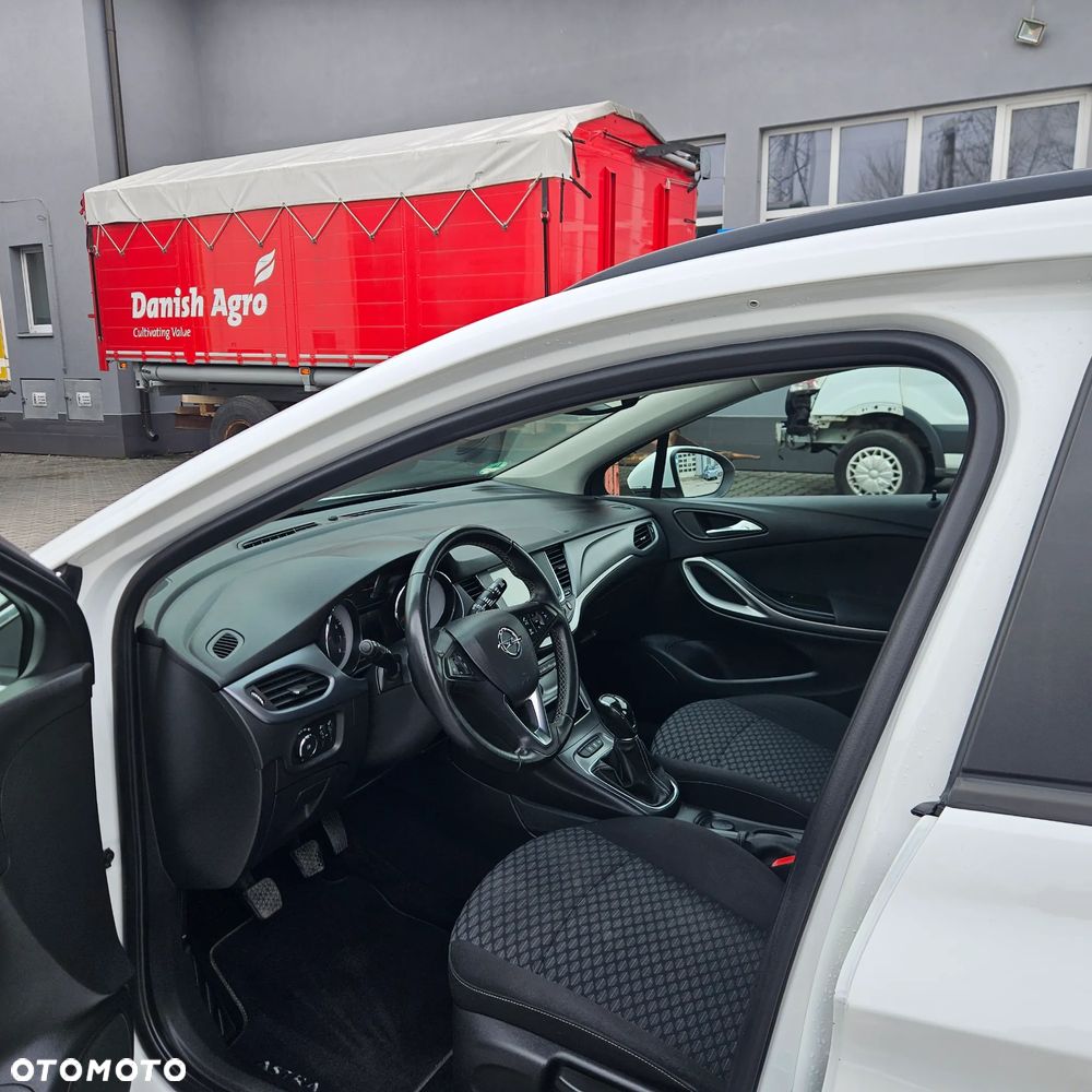 Opel Astra - 10