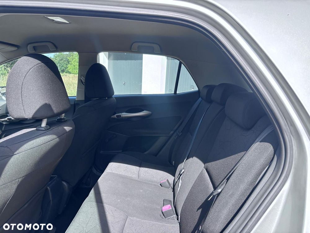 Toyota Auris ver-1-4-vvt--i-team - 8