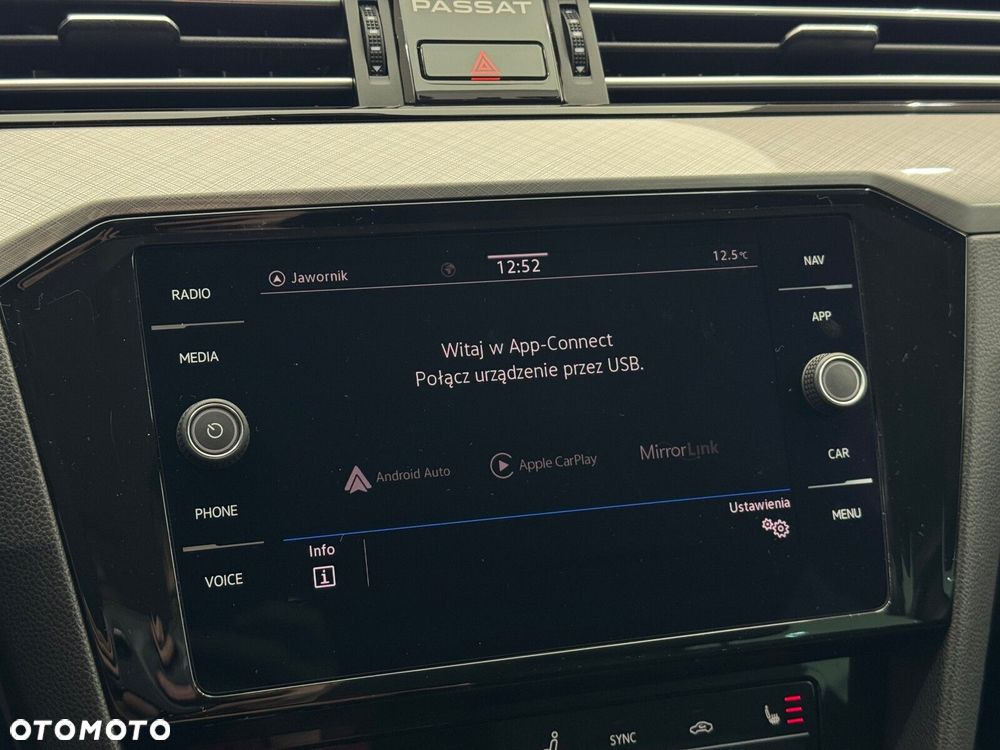 Volkswagen Passat - 27