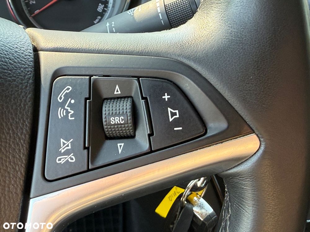 Opel Insignia 2.0 Turbo Automatik - 13