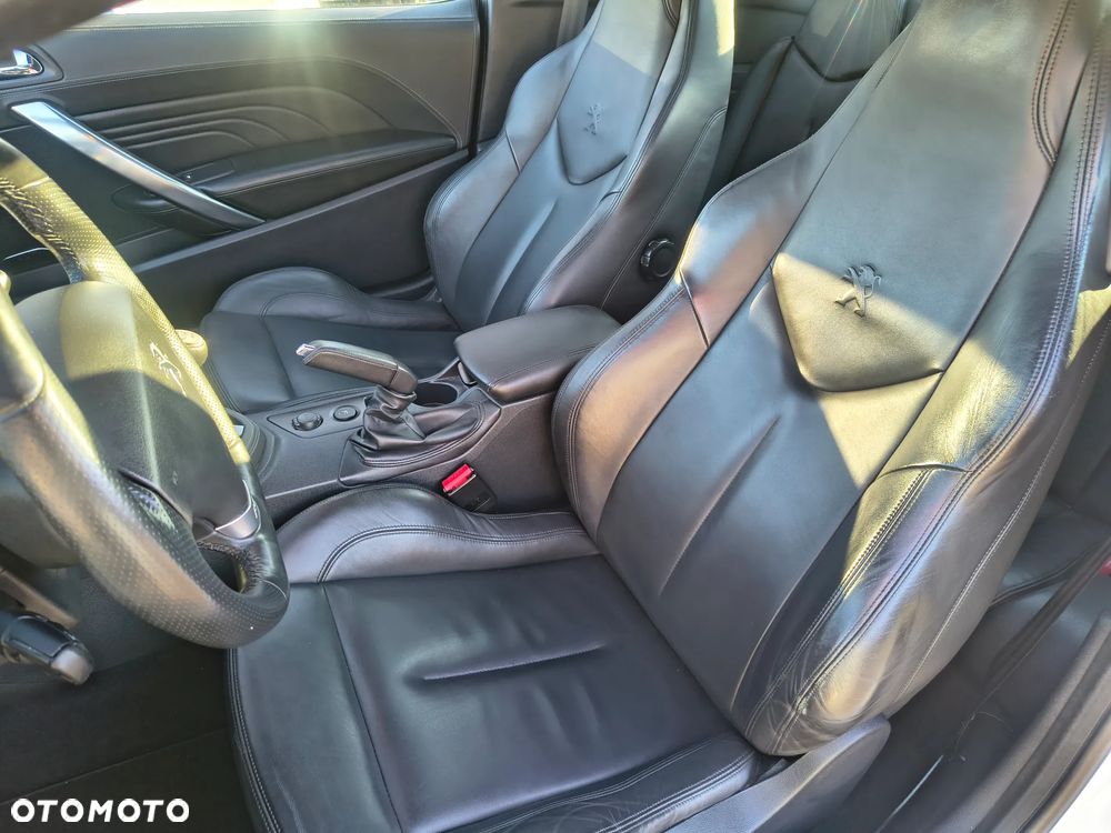 Peugeot RCZ 2.0 HDi FAP 160 GT-Line - 22