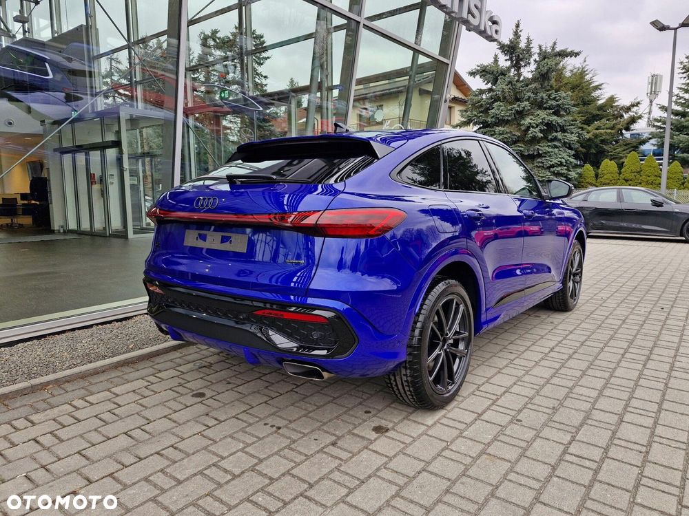 Audi Q5 Sportback - 6