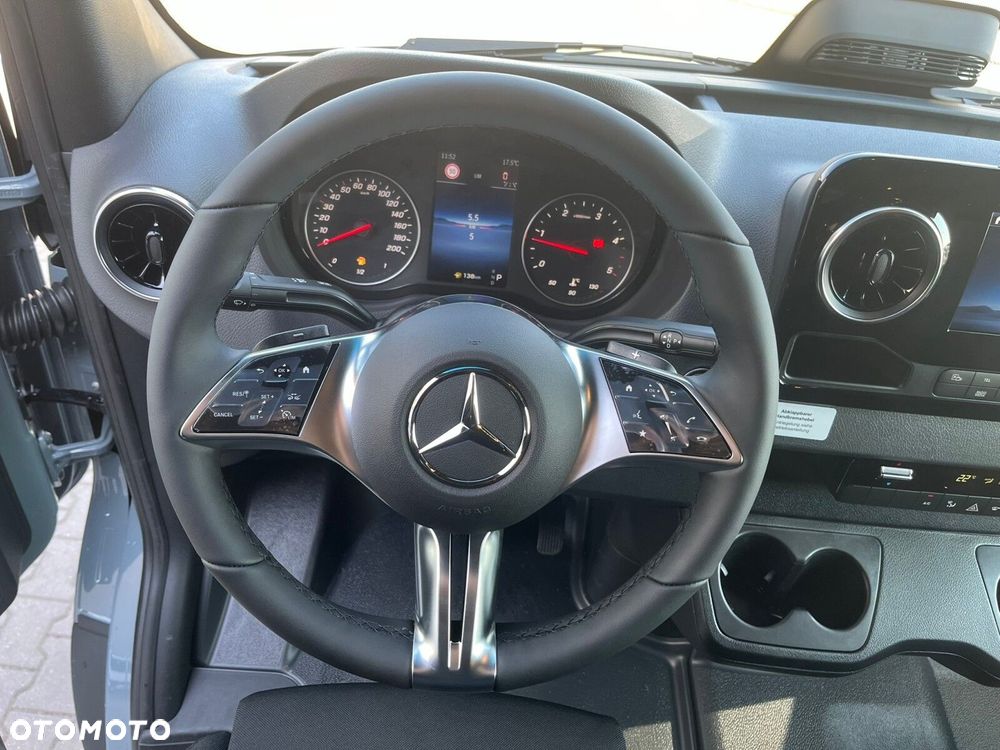 Mercedes-Benz Sprinter 319 CDI - 10