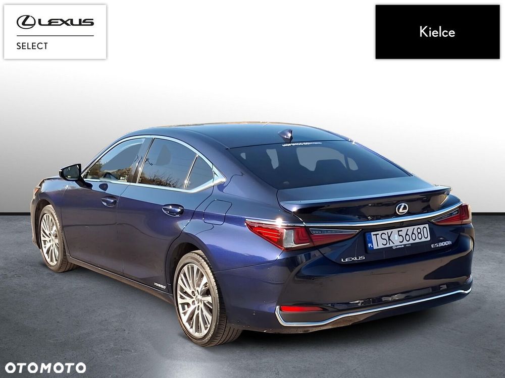 Lexus ES 300h Business Edition + - 4