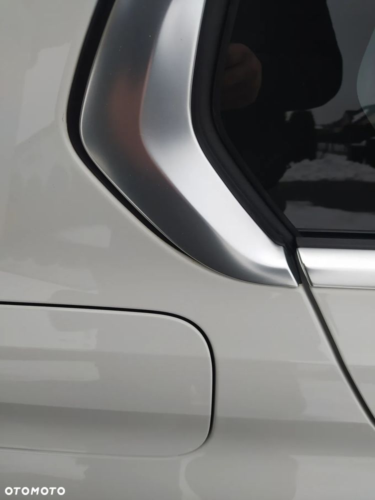 BMW Seria 3 330i Sport Line - 20