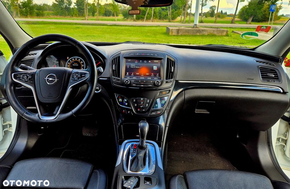 Opel Insignia 2.0 CDTI 4x4 - 17
