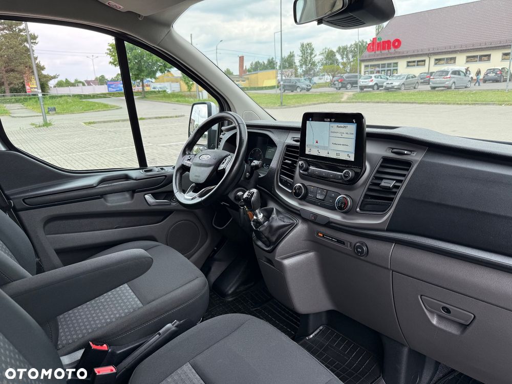 Ford Transit Custom - 13