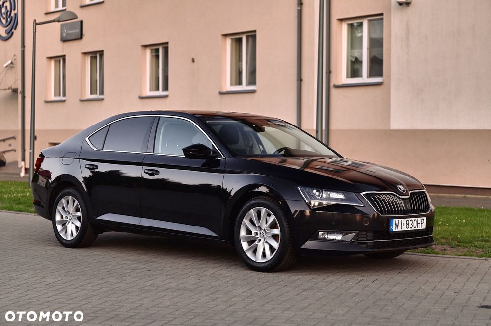 Skoda Superb 2.0 TDI Ambition DSG7 - 16