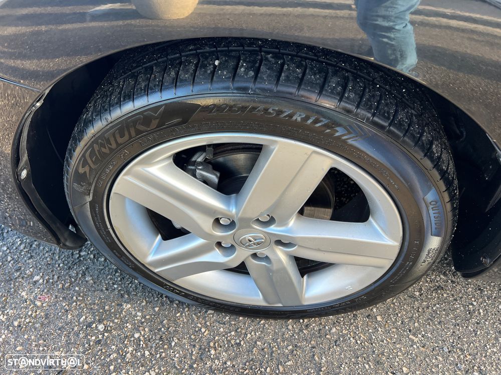 Toyota Auris 1.4 D-4D Exclusive +P.Sport+VSC - 11