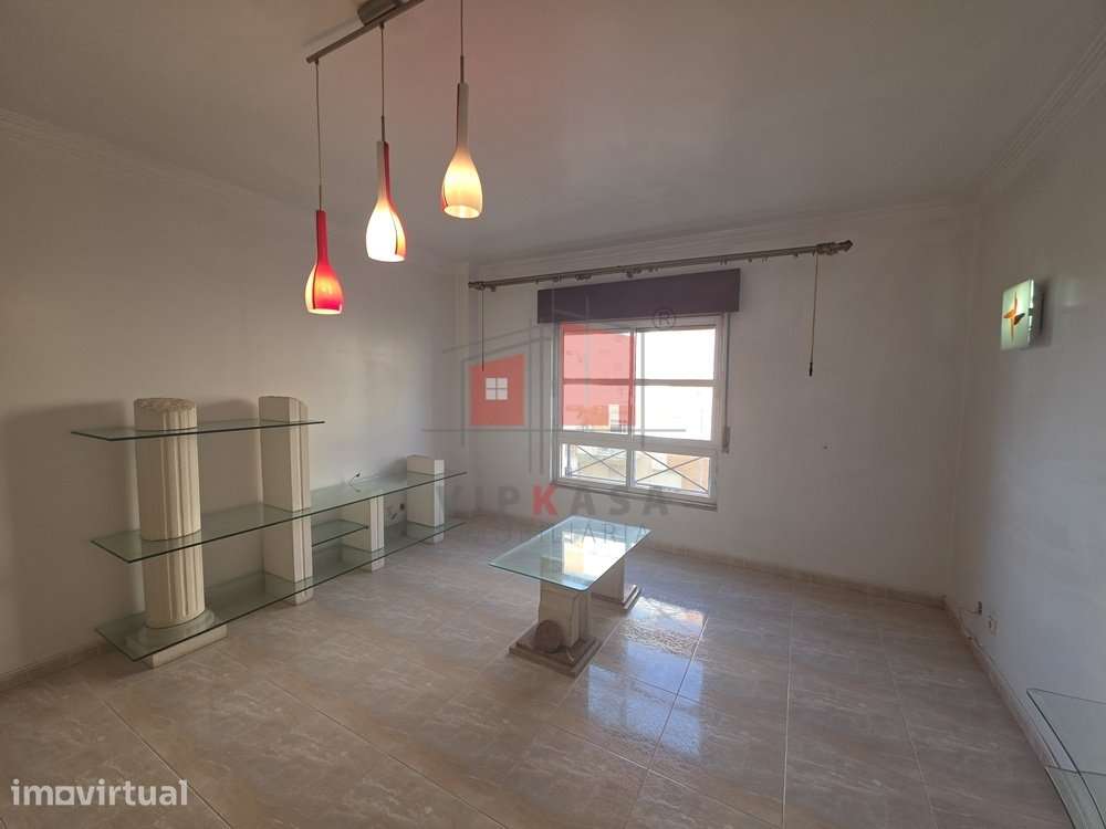 Apartamento T2 - Grande imagem: 3/13