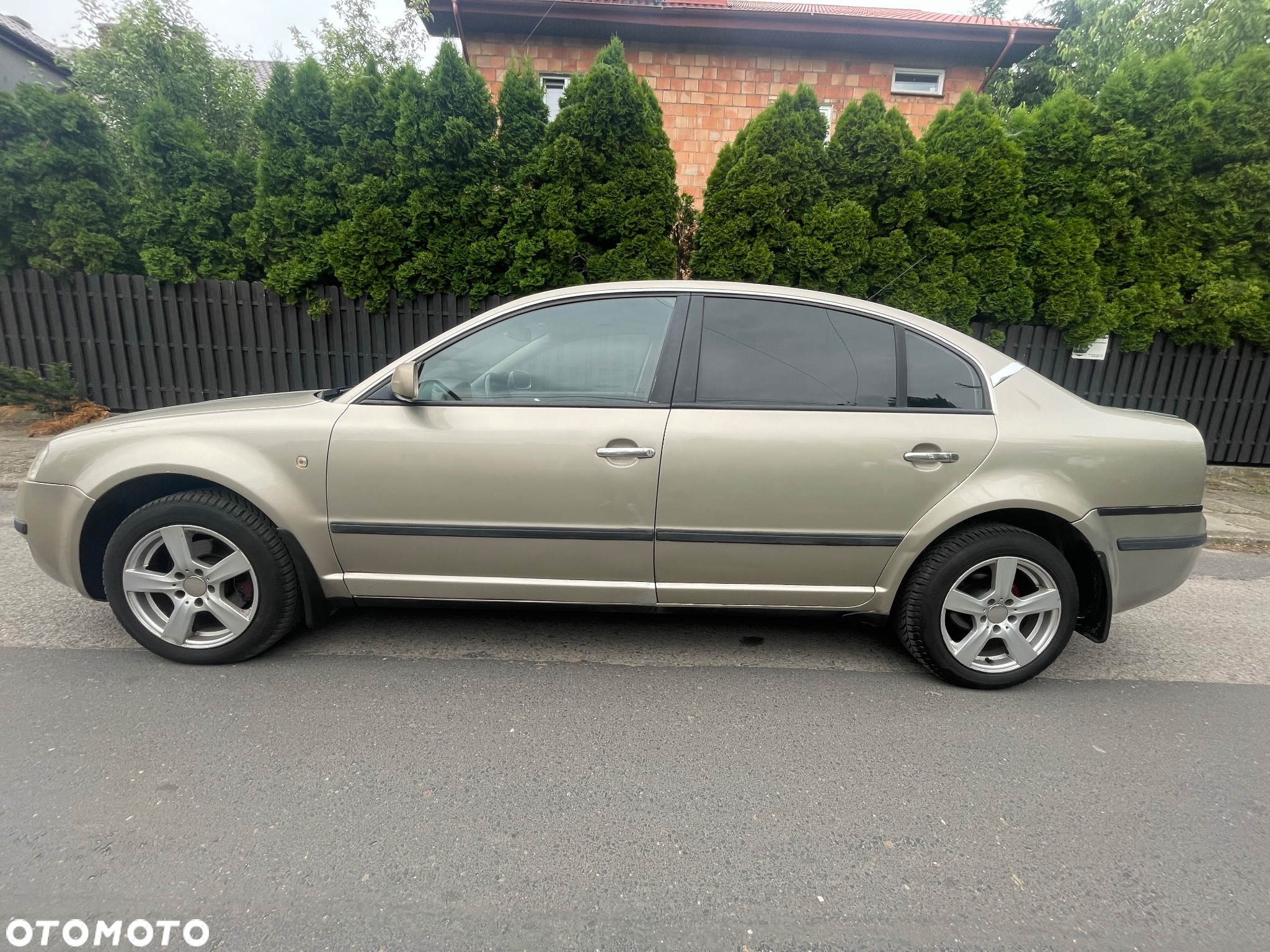 Skoda Superb - 2
