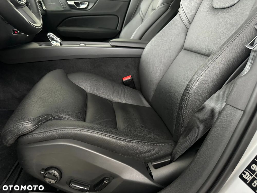 Volvo V60 B4 D Geartronic Inscription - 30