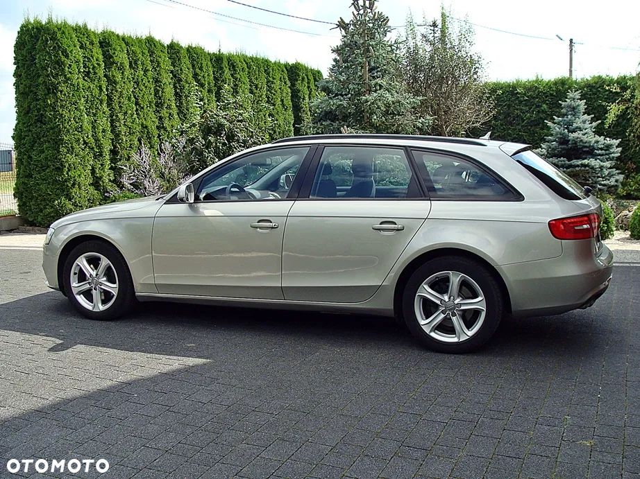 Audi A4 Avant 2.0 TDI DPF quattro S tronic Ambiente - 8