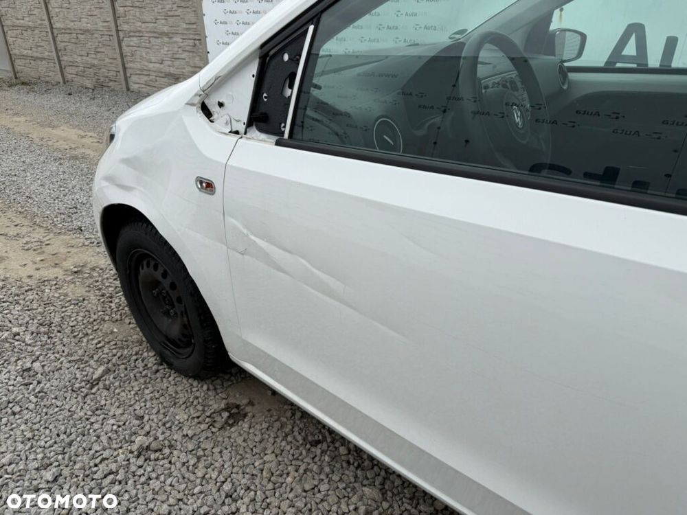 Volkswagen up! club - 25