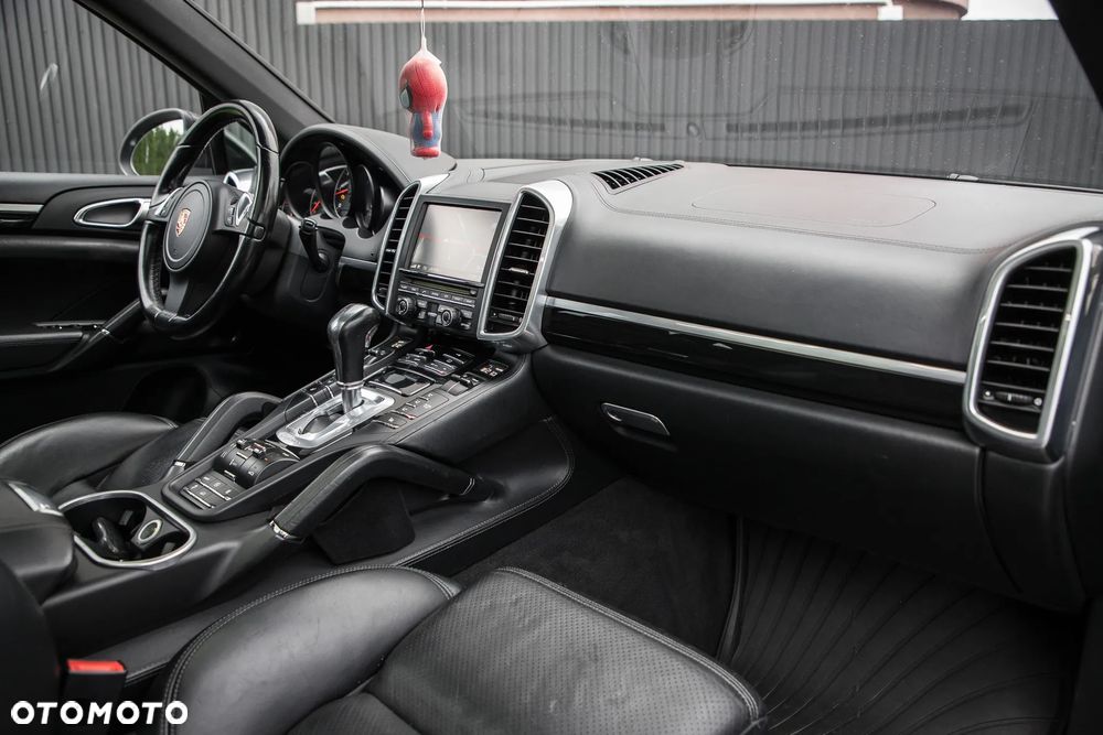 Porsche Cayenne Diesel Tiptronic S - 31