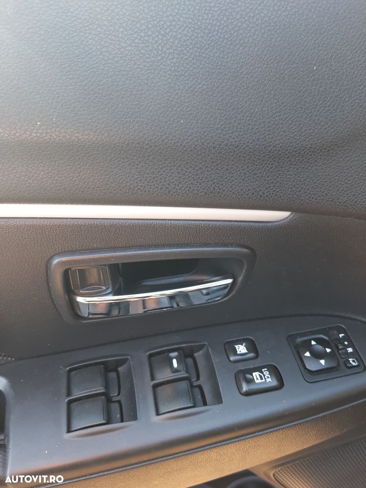 Mitsubishi ASX 1.8 DI-D 2WD Instyle - 8