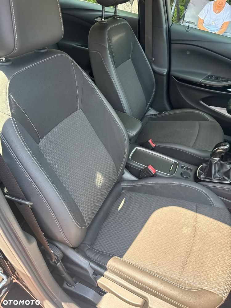 Opel Astra - 32