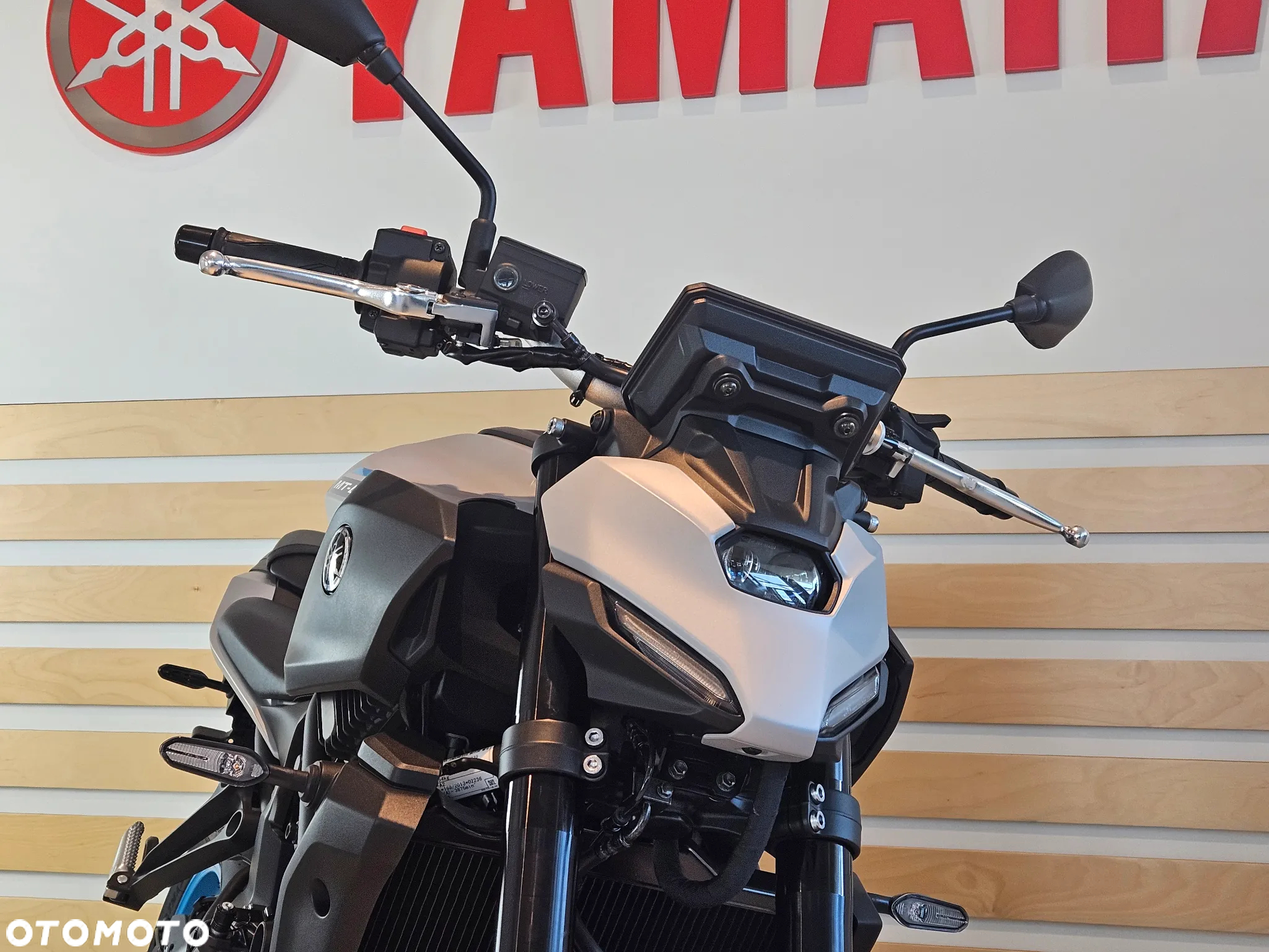 Yamaha MT - 13