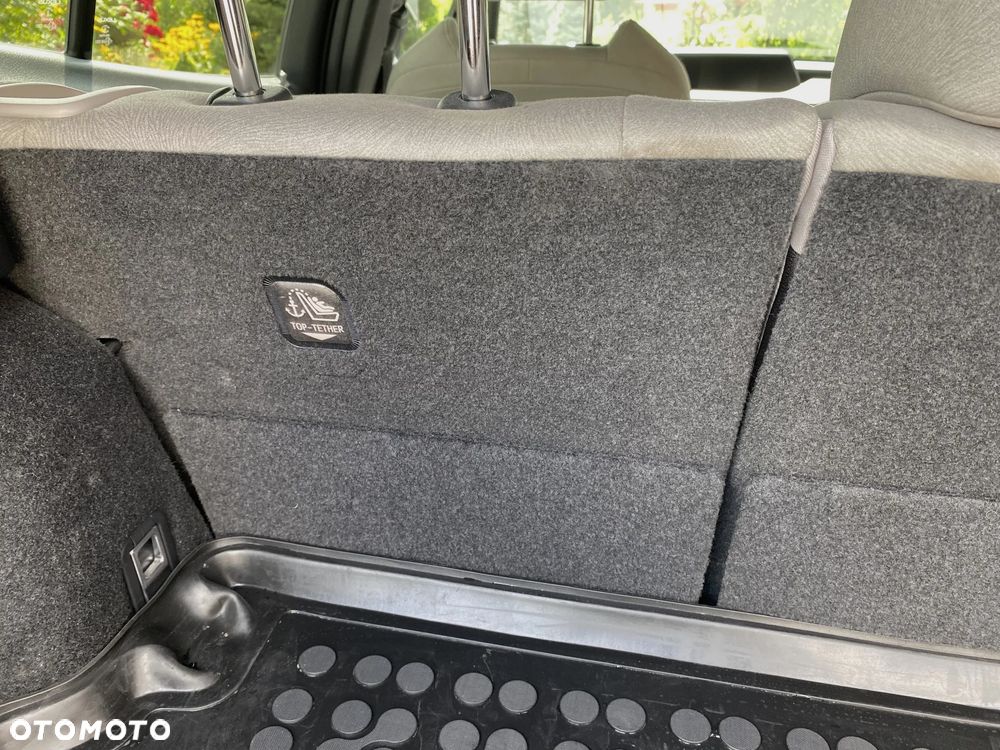 Lexus UX - 8