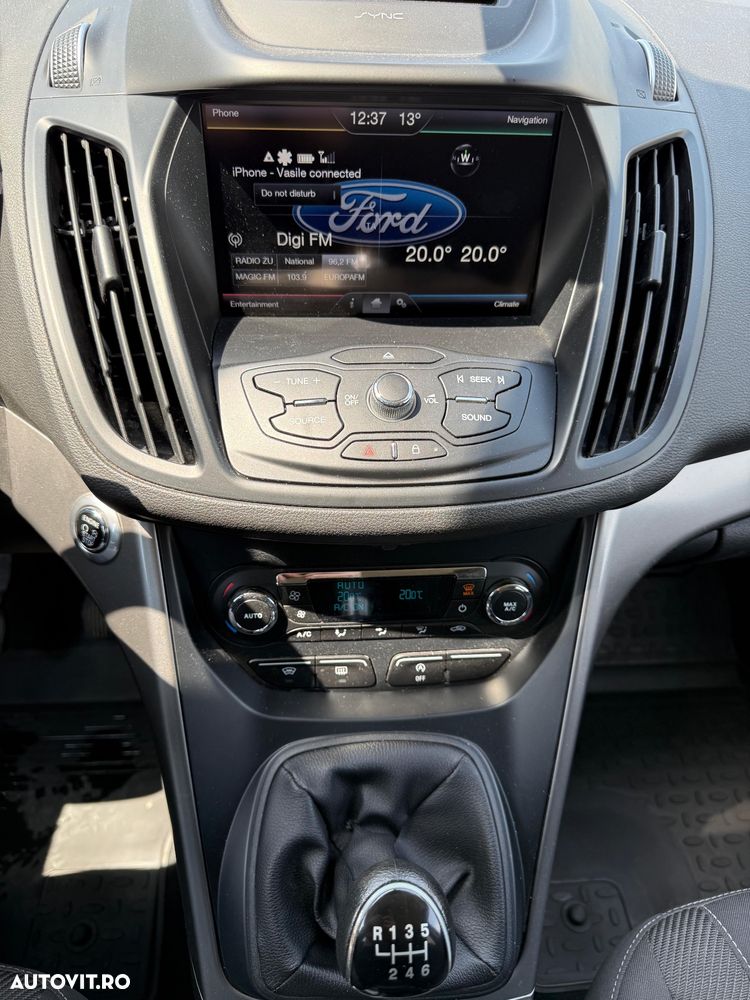 Ford Kuga 2.0 TDCi 2x4 SYNC - 10