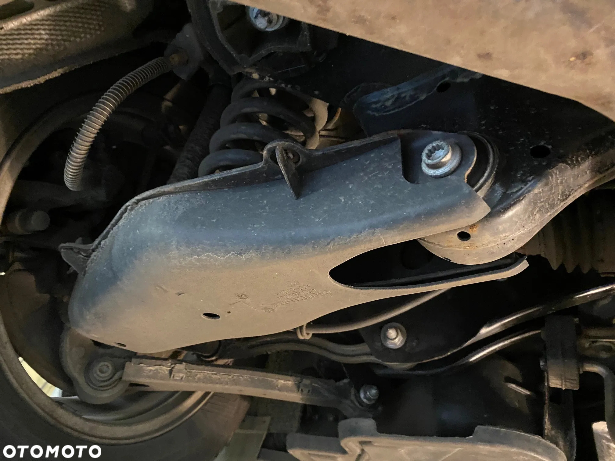 Mercedes-Benz Klasa C 220 T CDI DPF Automatik BlueEFFICIENCY Avantgarde - 16