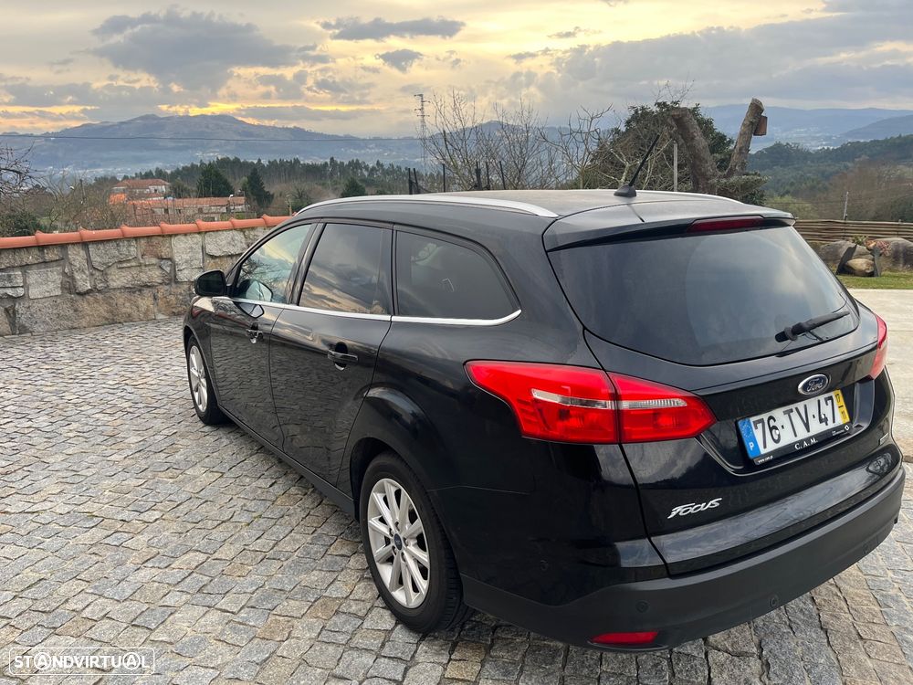 Ford Focus SW 1.0 EcoBoost Titanium - 11