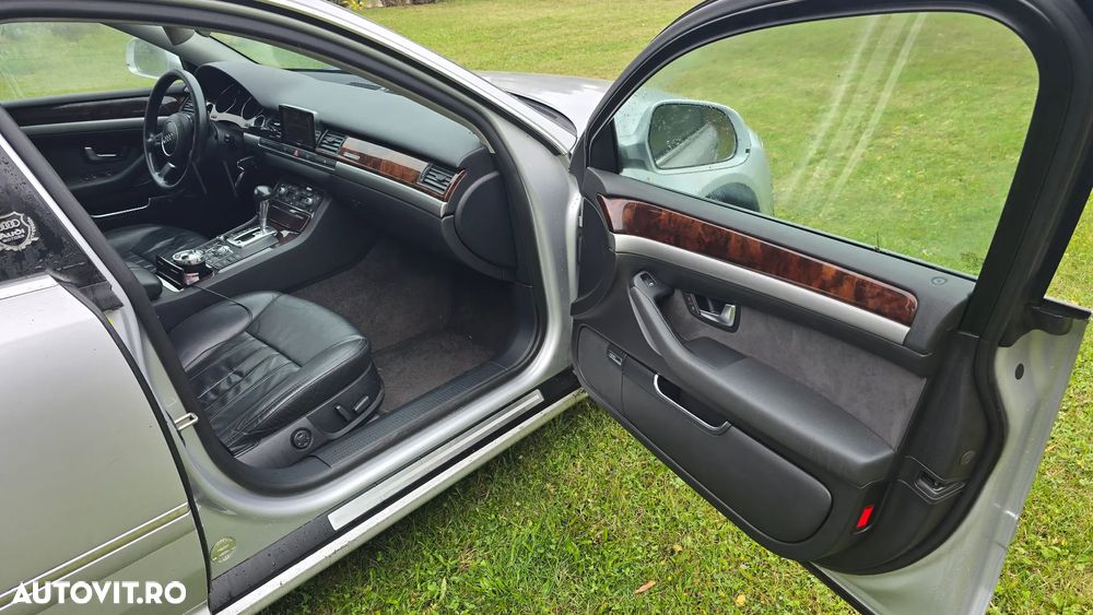 Audi A8 - 7