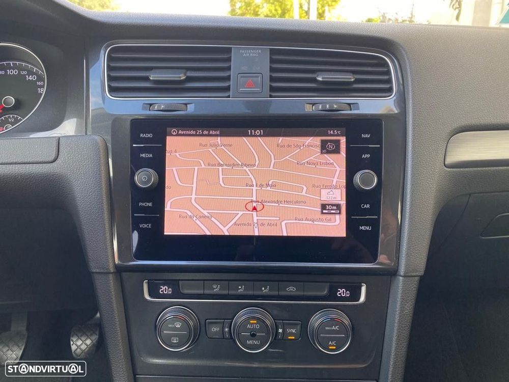 VW Golf Variant 1.6 TDi Confortline - 28