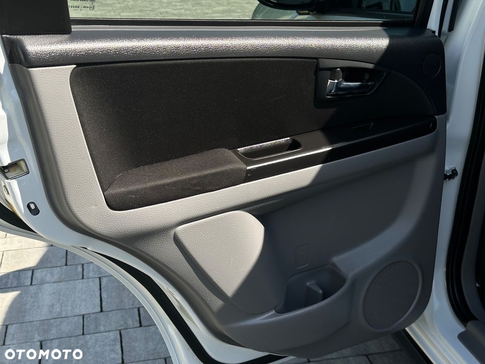 Suzuki SX4 Classic 1.6 VVT 4x4 Style - 28