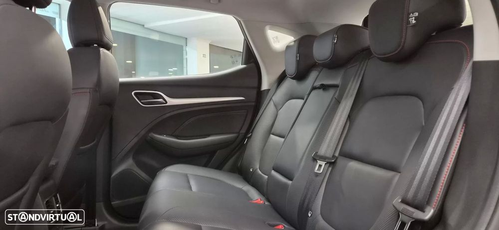 MG ZS EV 72.6 kWh Luxury - 42