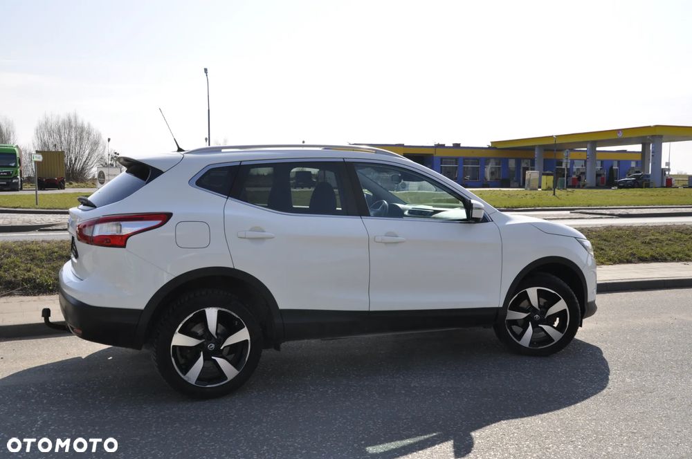 Nissan Qashqai 1.6 dCi Tekna S&S - 10