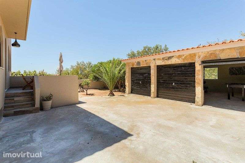 Moradia em Santa Barbara de Nexe com vista Mar e Serra - Grande imagem: 5/12