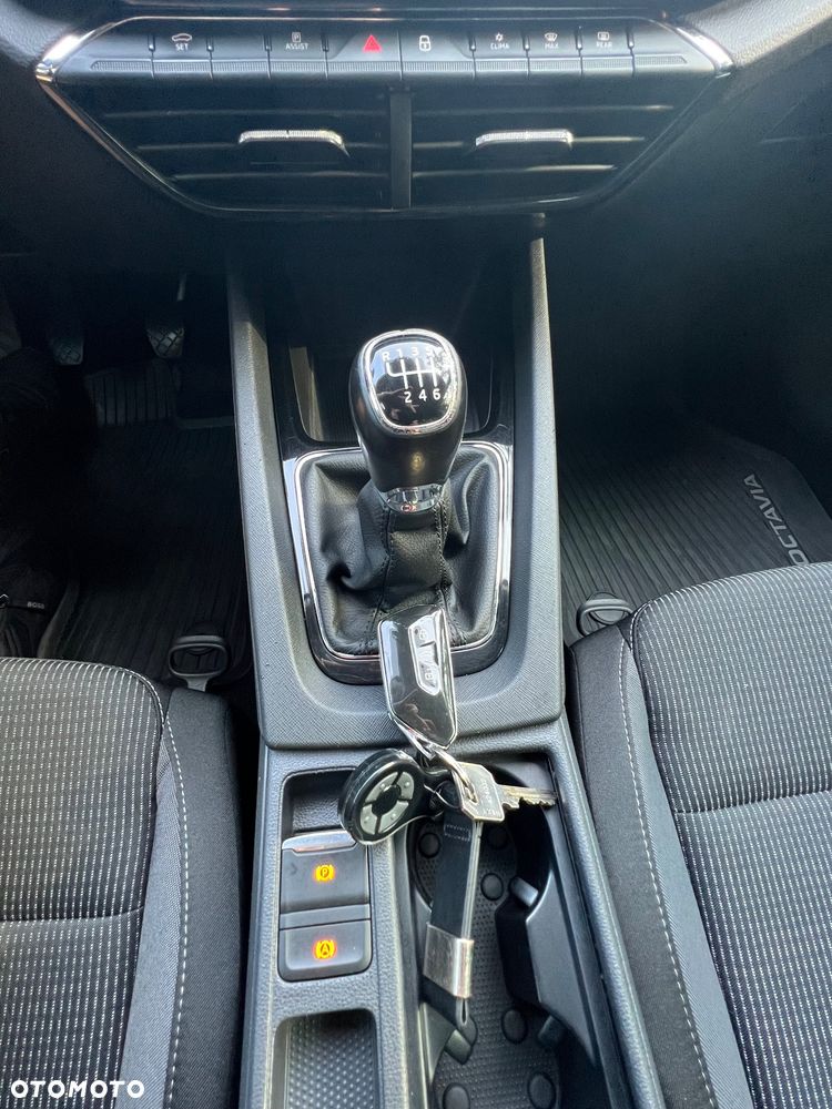 Skoda Octavia 1.5 TSI ACT Ambition - 27